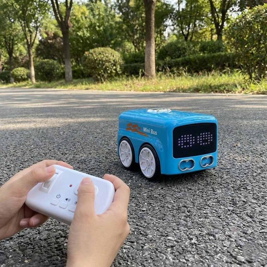 Smart Gesture Control RC Toy Car following a hand command