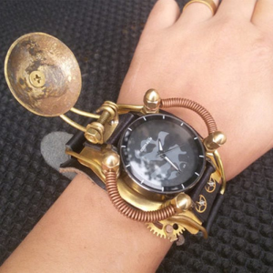 Time Travel Quartz Watch