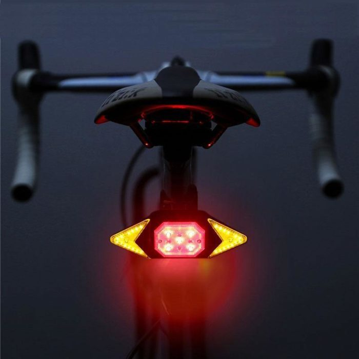 Smart remote control bike turning light for advanced signaling