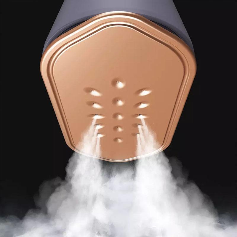The Micro-Superheating Steam Portable Small Iron a creative home gadget