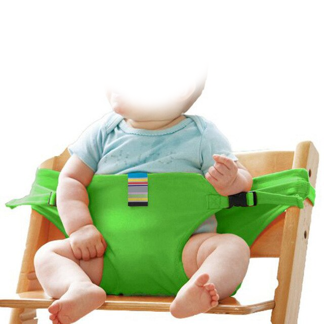 Adjustable baby safety belt securing a child in a chair