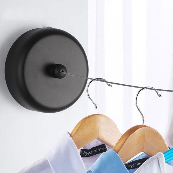 Retractable laundry drying rope for small garments