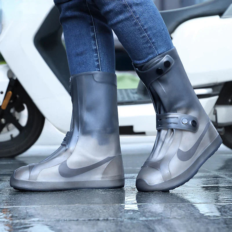 Close-up of the non-slip sole on the silicone shoe covers