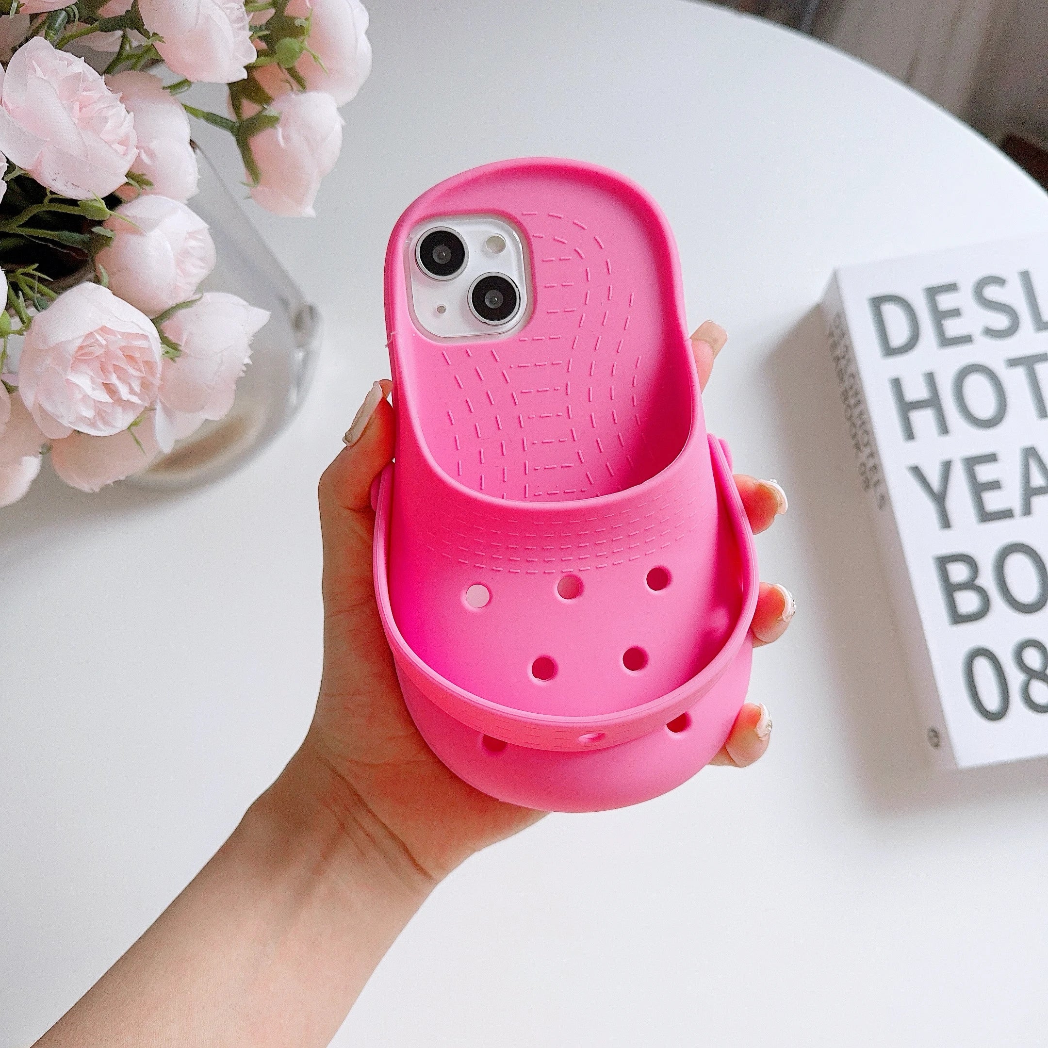 Shockproof silicone protection of the mini slippers phone case