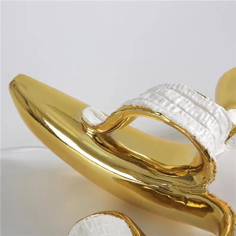 Lounging cone style of the quirky banana gadget