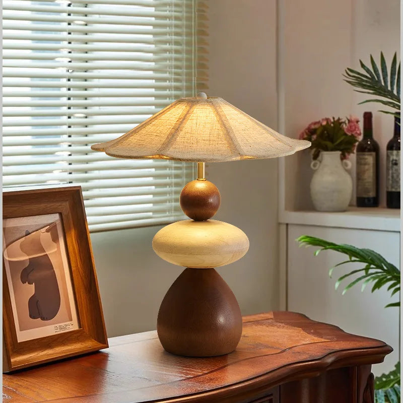 The sculptural design of the Zen Style lamp, a perfect lifestyle present