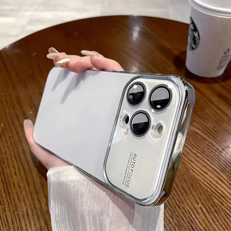 Close-up of the raised lens protection on the iPhone case