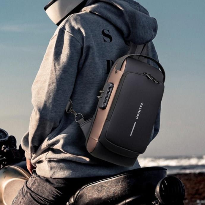 Detailed view of the interior compartments of the anti-theft bag