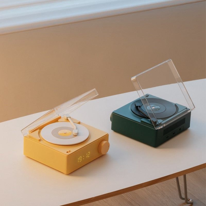 Close-up of the retro mini turntable speaker details