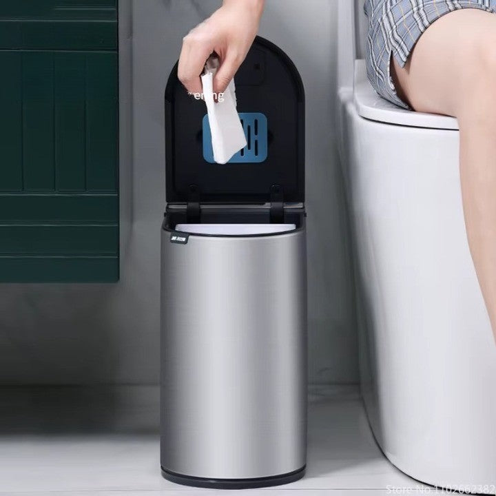 Demonstration of the auto-lift lid on the smart toilet can gadget